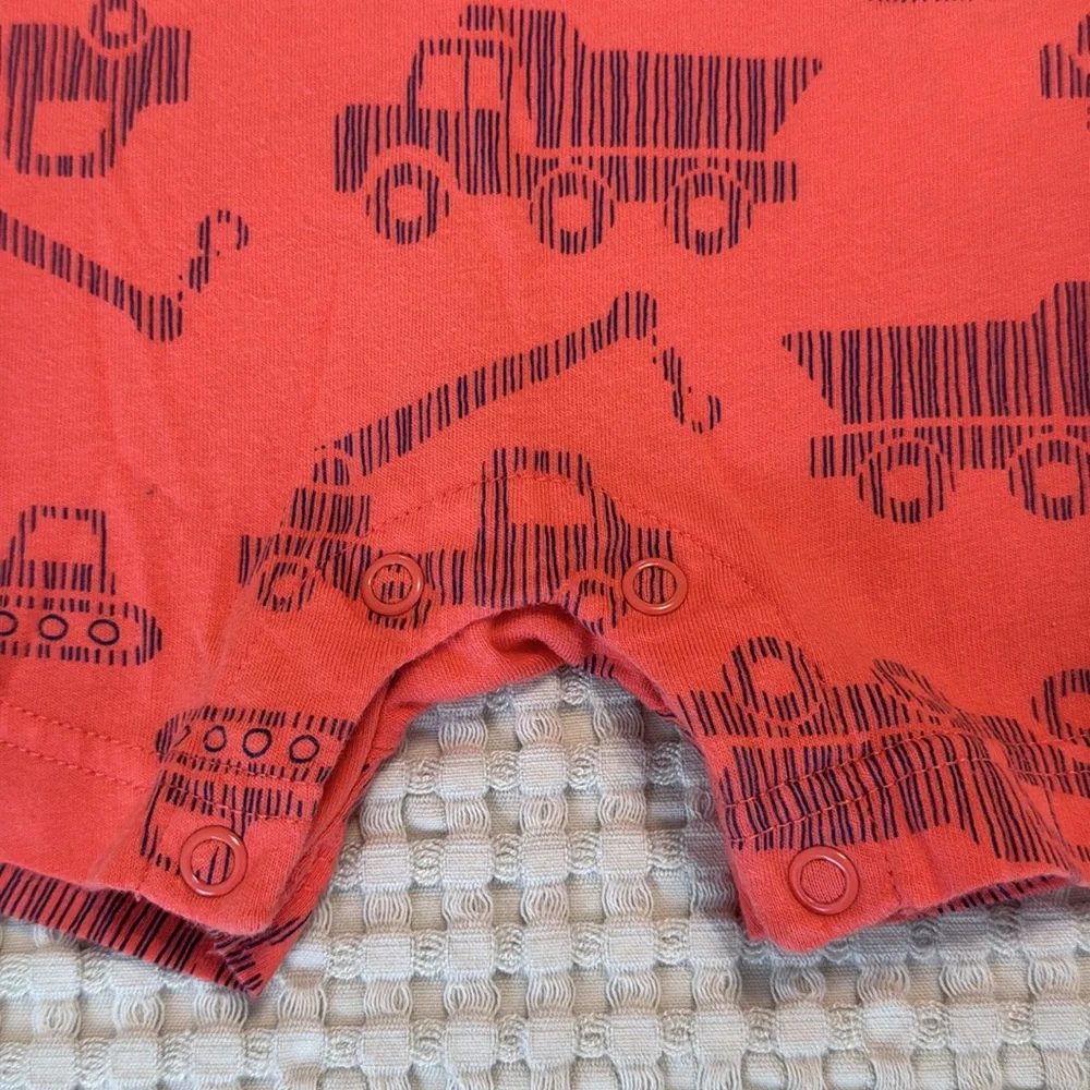 3/$15 🌸 Carter’s Baby Boy Romper Construction Trucks Onesie Stripes